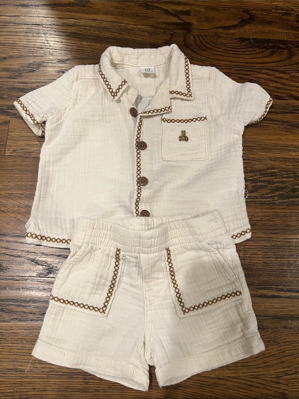 GAP Baby Boy 6-12 Months Cream Button-Up Set with Brown Embroidery